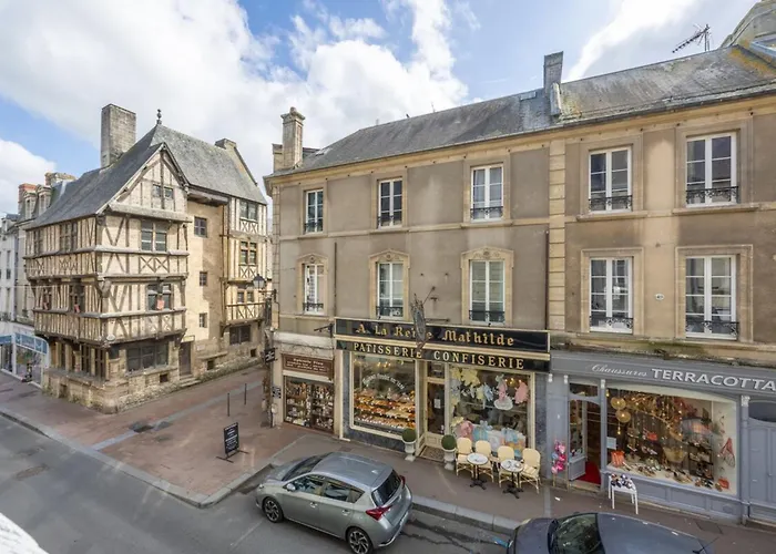 La Belle Epoque Center * Bayeux